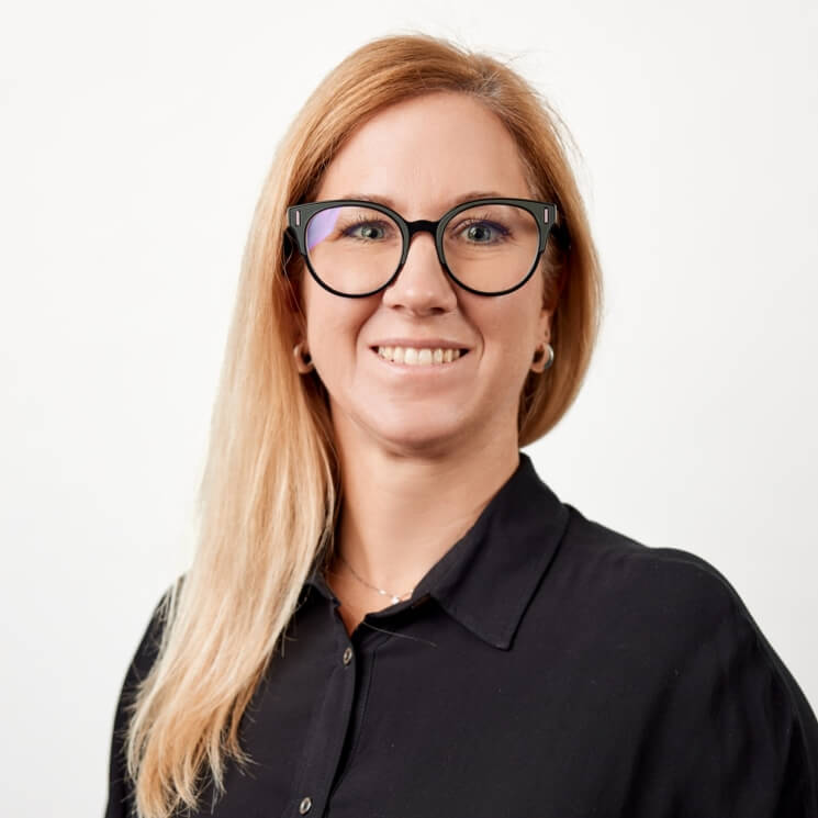 Tina Milavec